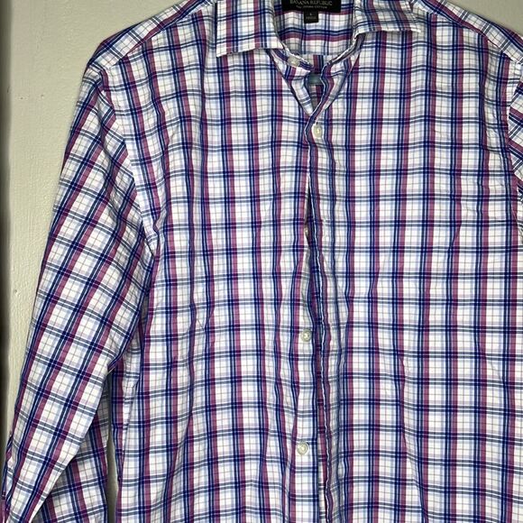 Blue and Purple Banana Republic Men’s Button Down - Picture 7 of 11